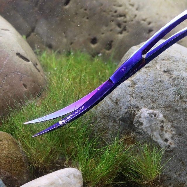 Wave Scissors Lifestyle 1